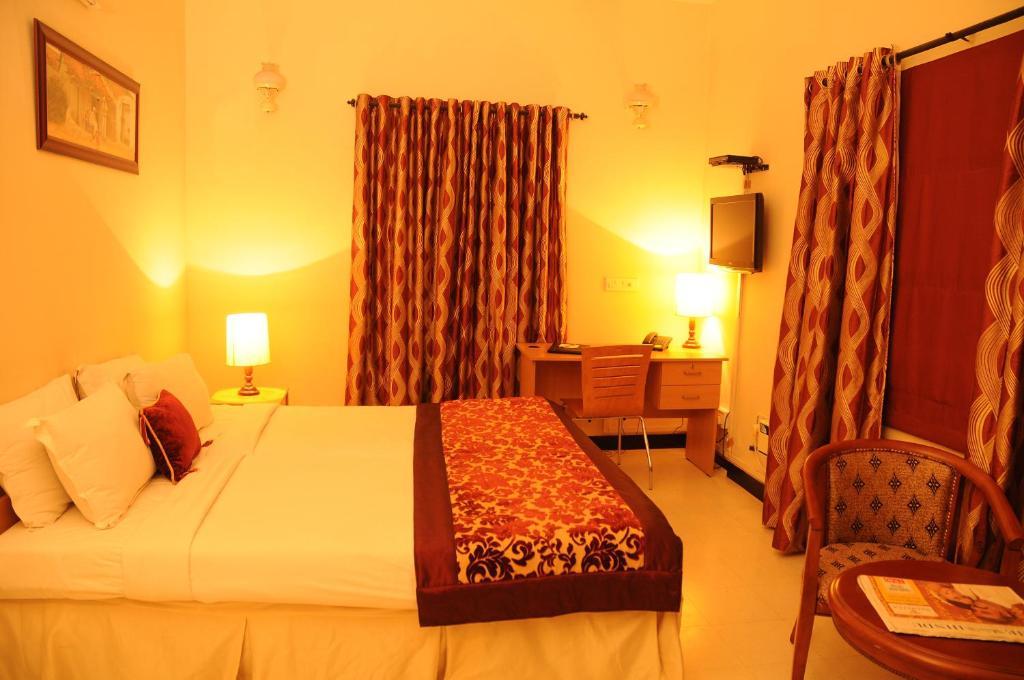 Executive Comfort Alwarpet Chennai Exterior photo